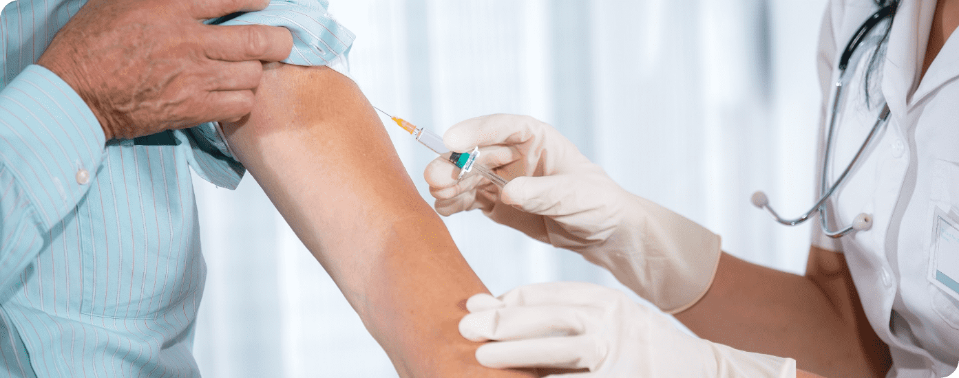 Nurse providing subcutaneous injections in Adelaide
